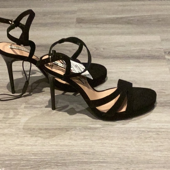 Black Strappy Heels - Picture 4 of 4